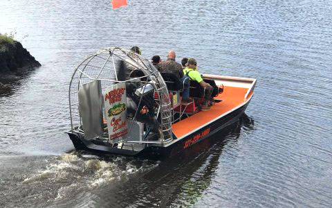 airboat-with-passengers